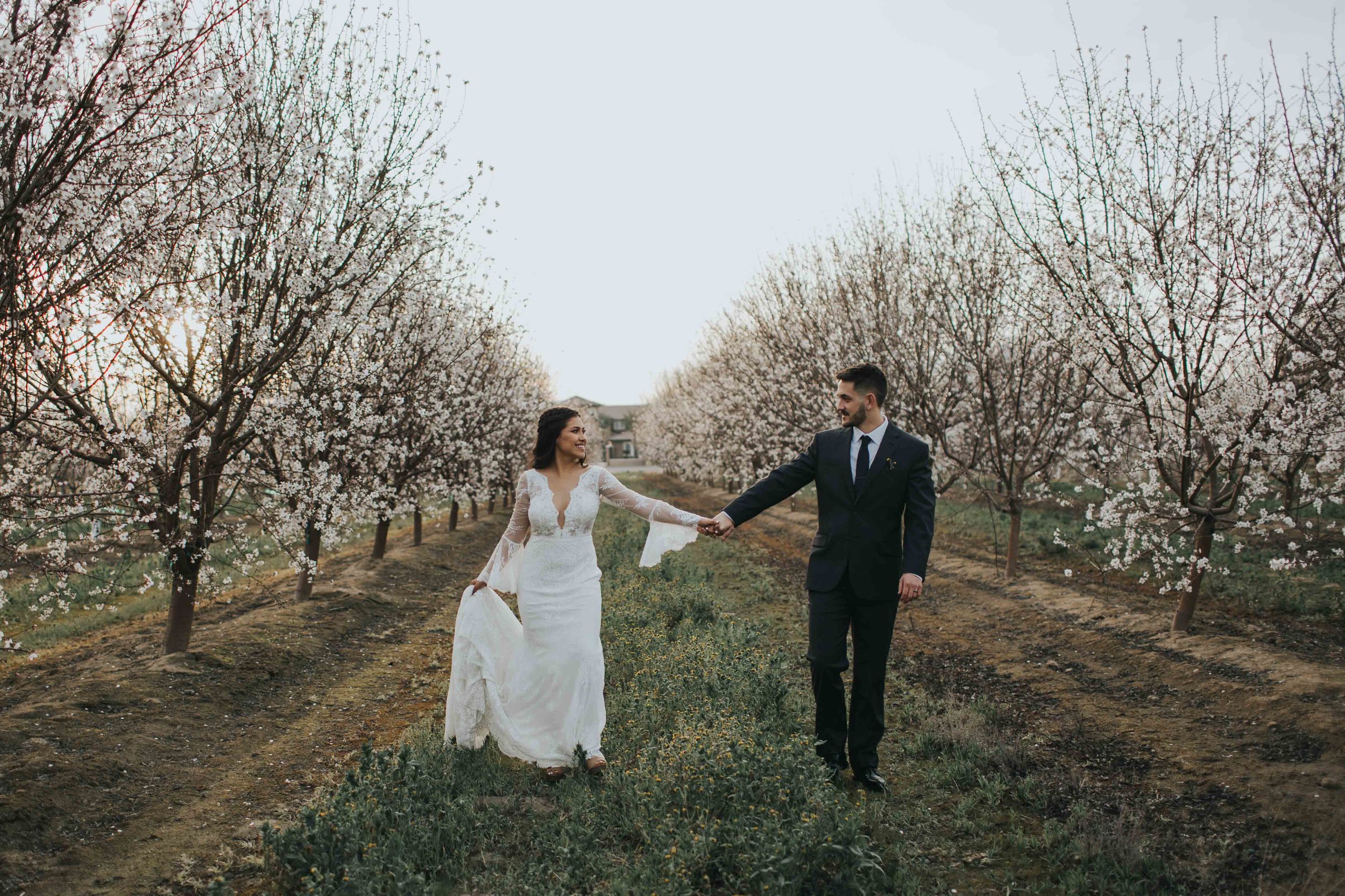 lomac-winery-fresno-california-boho-wedding-photographer-felicia-joshua-ilumina-photography-11-2.jpg