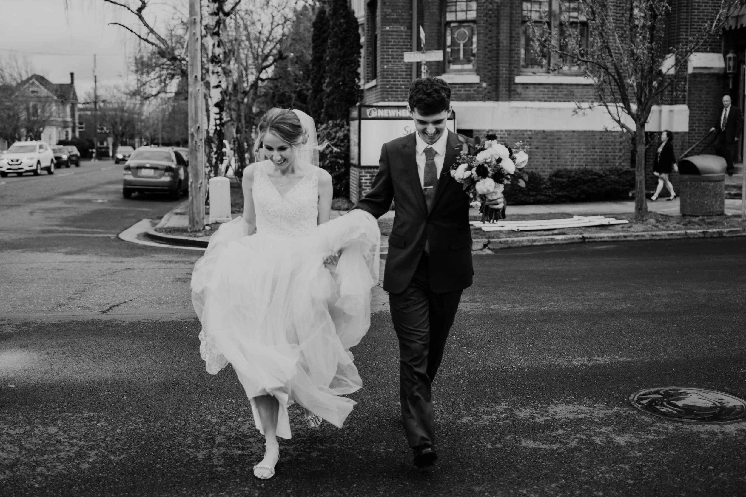 downtown-vancouver-washington-wedding-photographer-haley-sam-vintage-wedding-ilumina-photography-118.jpg