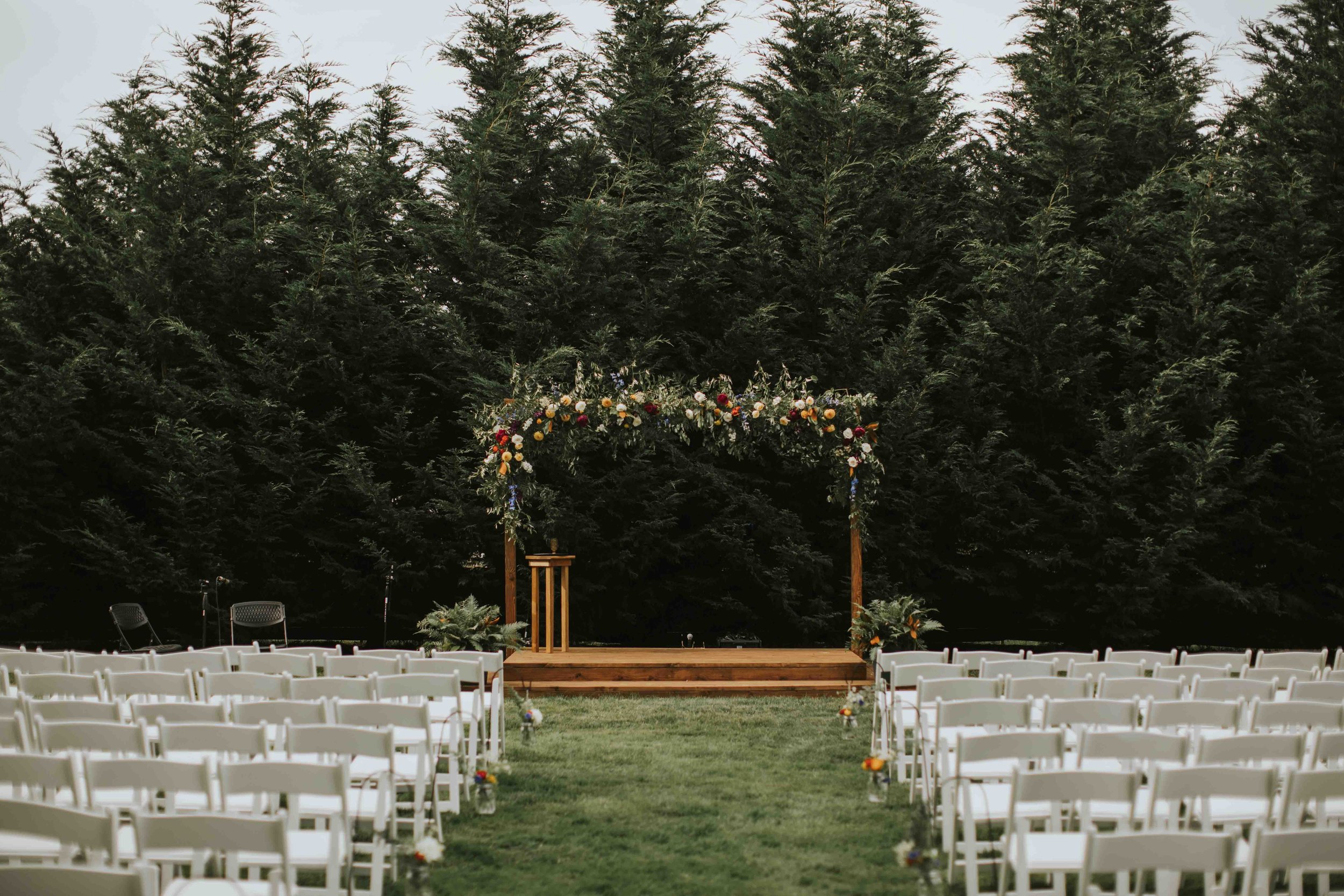 vancouver-washington-backyard-wedding-destination-wedding-annalyse-jonathan-ilumina-photography-7521.jpg