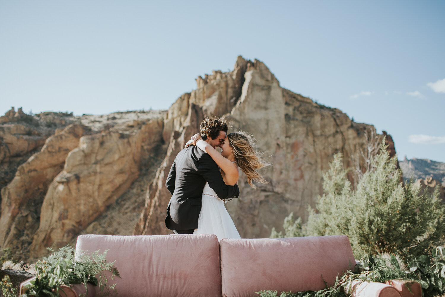 smith-rock-elopement-destination-wedding-photographer-ilumina-photography-6115.jpg