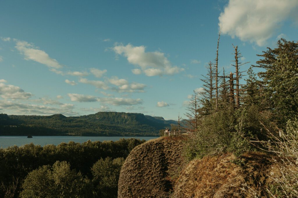 Columbia River Gorge golden hour sunset engagement photos